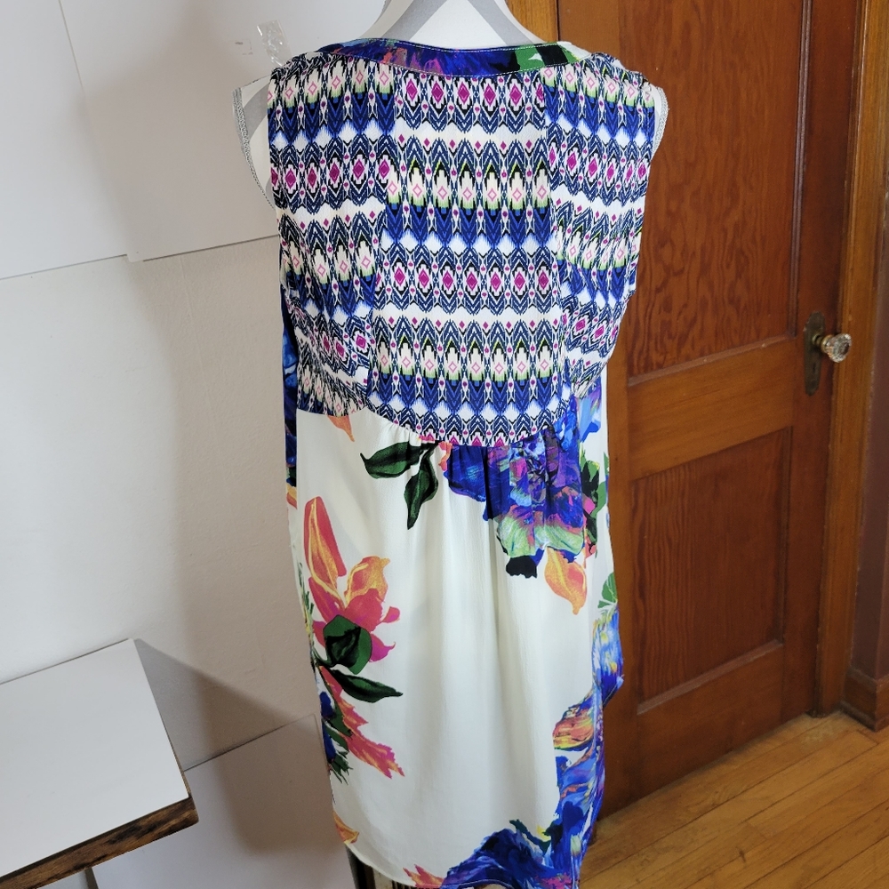 Womens Fig and Flower Long Sleeveless Button front Floral print top Size Medium - Picture 4 of 9